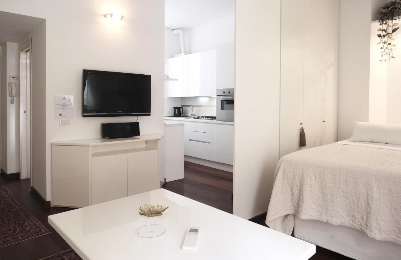 Comecasa Flowery Terraced Apartment Milano Dış mekan fotoğraf