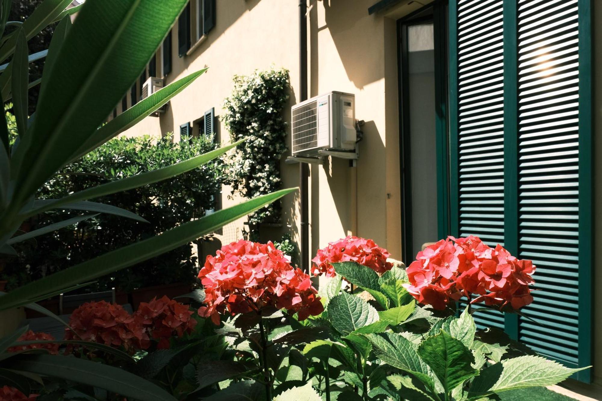 Comecasa Flowery Terraced Apartment Milano Dış mekan fotoğraf