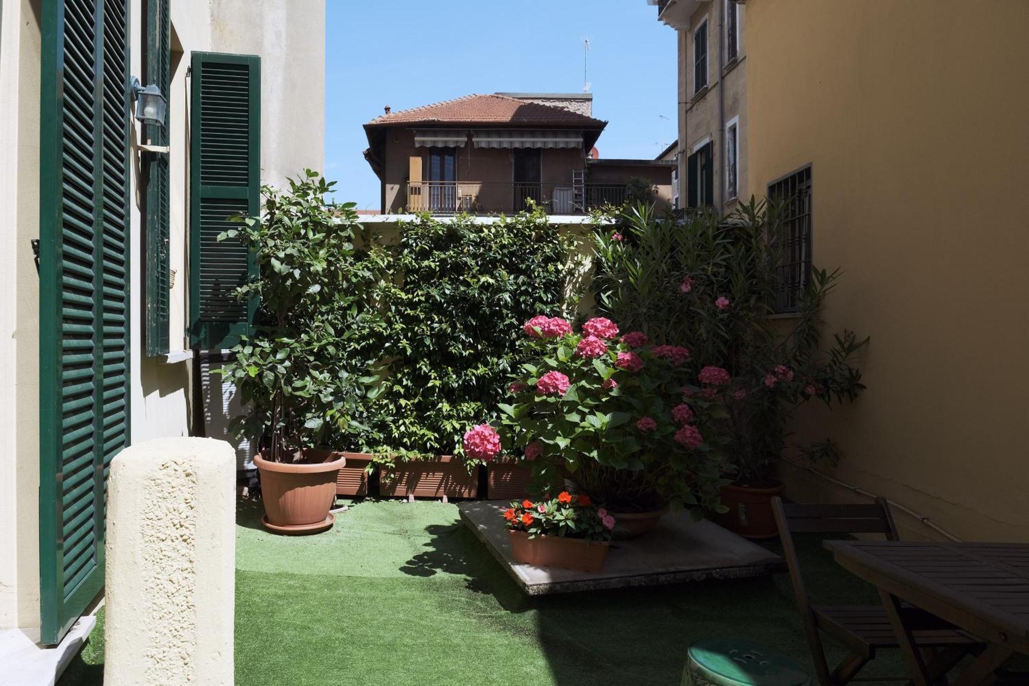Comecasa Flowery Terraced Apartment Milano Dış mekan fotoğraf